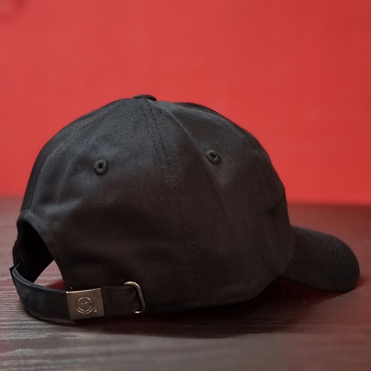 کلاه بیسبالی نقابدار